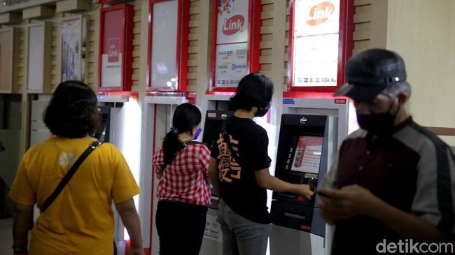 Hore! Rencana Cek Saldo Berbayar di ATM Link Batal