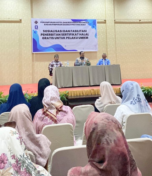 PHRI Riau Gelar Sosialisasi Fasilitasi Penerbitan Sertifikasi Halal Gratis Untuk Pelaku UMKM