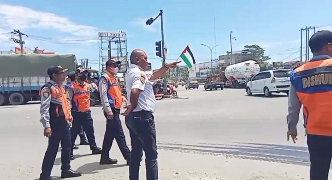 Dishub Pekanbaru Razia ODOL Lagi di Jalan SM Amin, 23 Kendaraan Ditilang 20 Balik Kanan